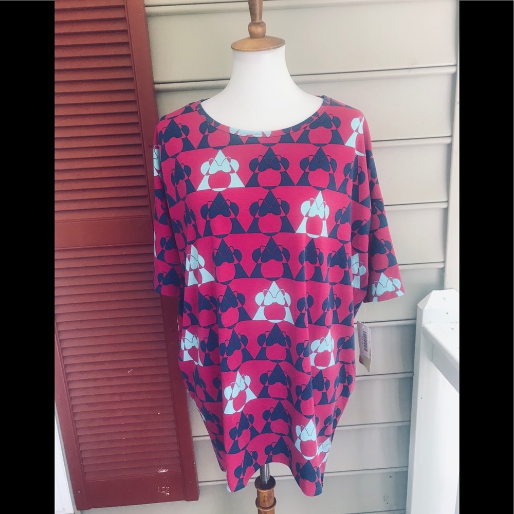 LuLaRoe Disney Minnie Mouse Irma Top M FREE SHIP - Picture 1 of 5